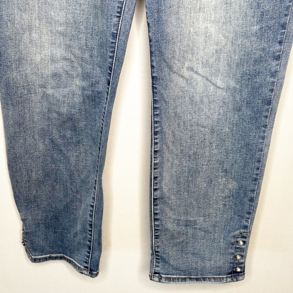 Chicos Girlfriend Slim Leg Ankle Jeans Size 2/L Rhinestone Cuffs Mid Rise‎ - Picture 5 of 9